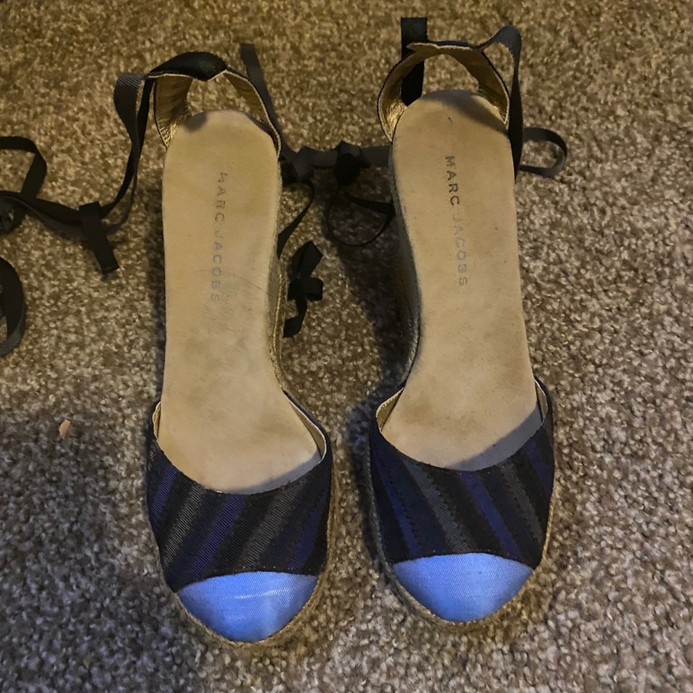 Marc Jacobs wedge tie up shoes